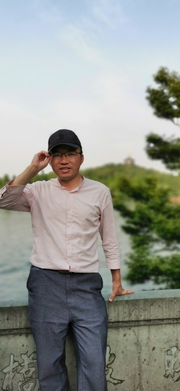 大叔有点忙的第三张照片--太原相亲服务中心