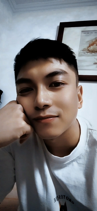 正直的火焰的第二张照片--太原相亲服务中心