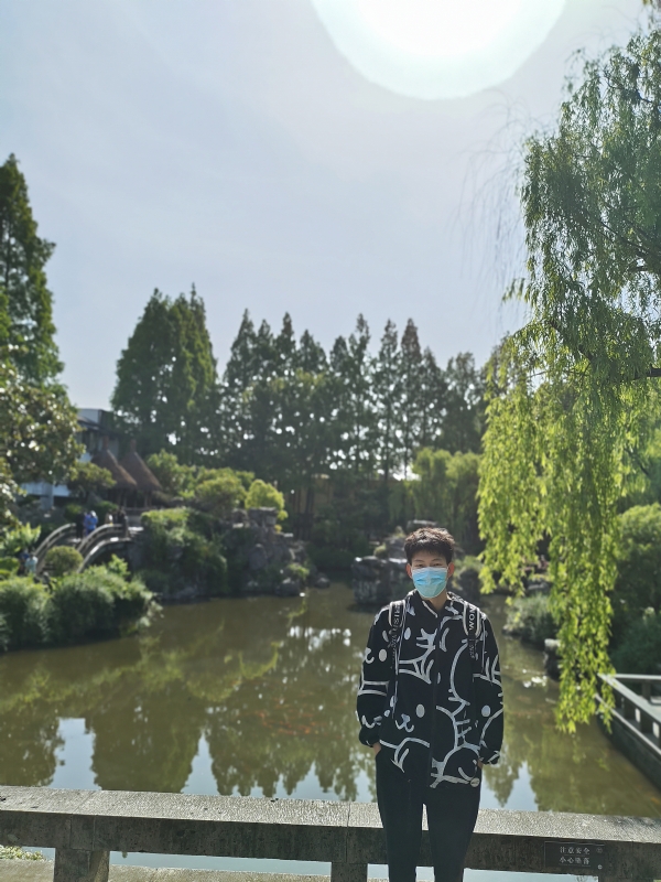 相遇即是上上签的第一张照片--太原相亲服务中心