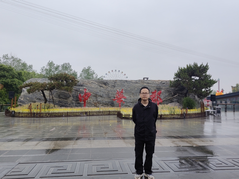 苏宾的第一张照片--太原相亲服务中心