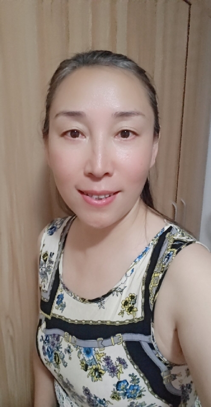 晓琴的第一张照片--太原相亲服务中心