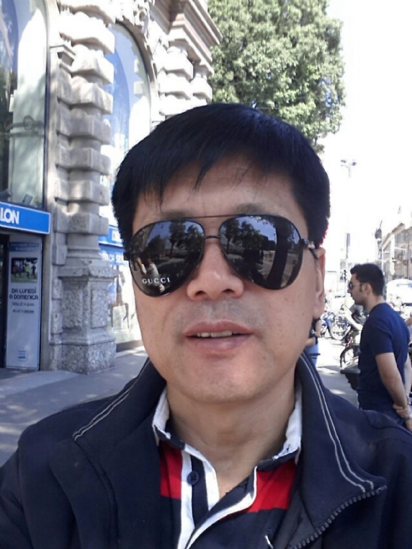 春风的第一张照片--太原相亲服务中心