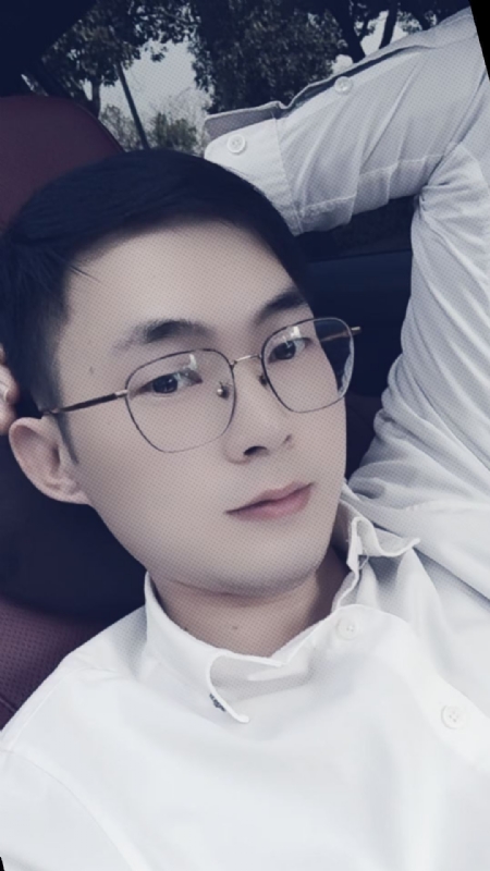 哈哈的第一张照片--太原相亲服务中心