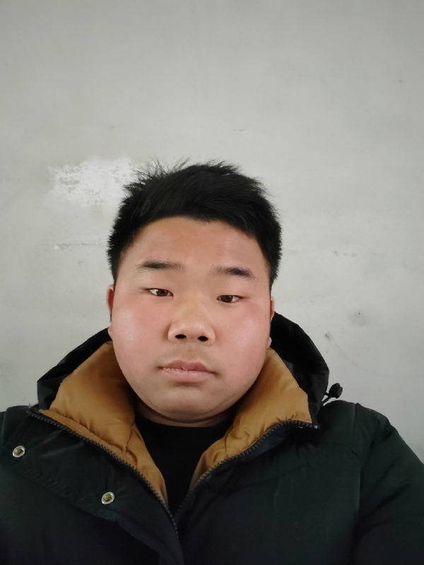 精神饱满的第四张照片--太原相亲服务中心