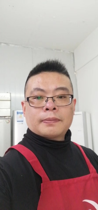 努力奋斗的第一张照片--太原相亲服务中心