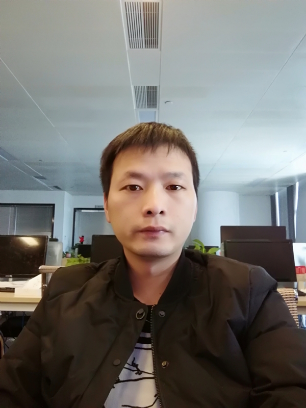 刘堃的第一张照片--太原相亲服务中心