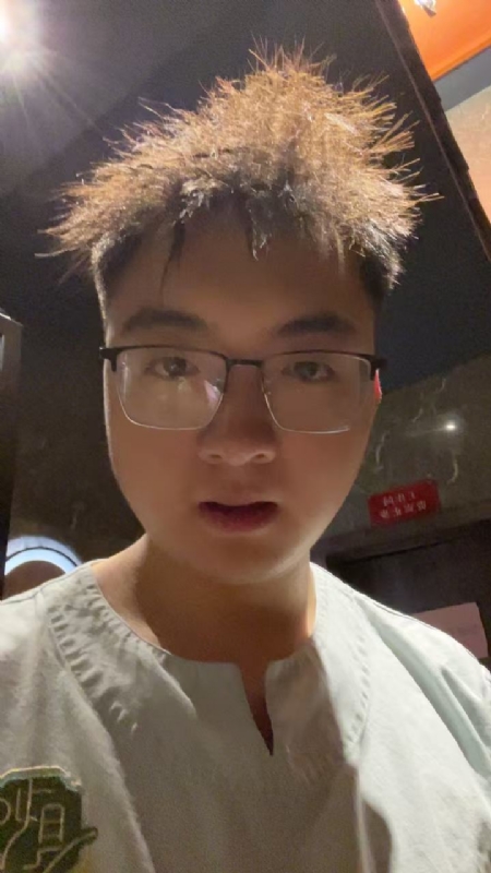 成熟稳重的男士的第一张照片--太原相亲服务中心