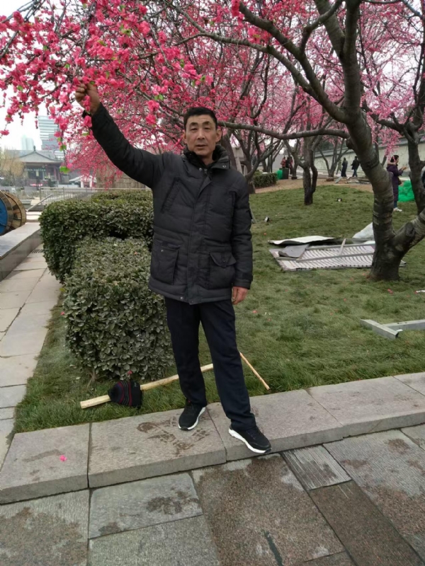 风雨的第一张照片--太原相亲服务中心