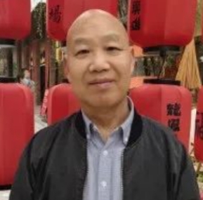教师作家寻伴侣的第一张照片--太原相亲服务中心