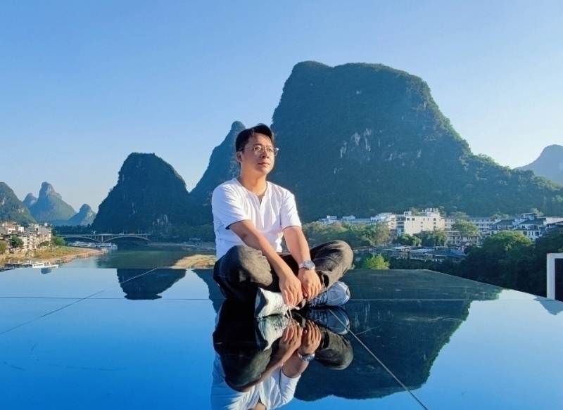 墨痕的第一张照片--太原相亲服务中心