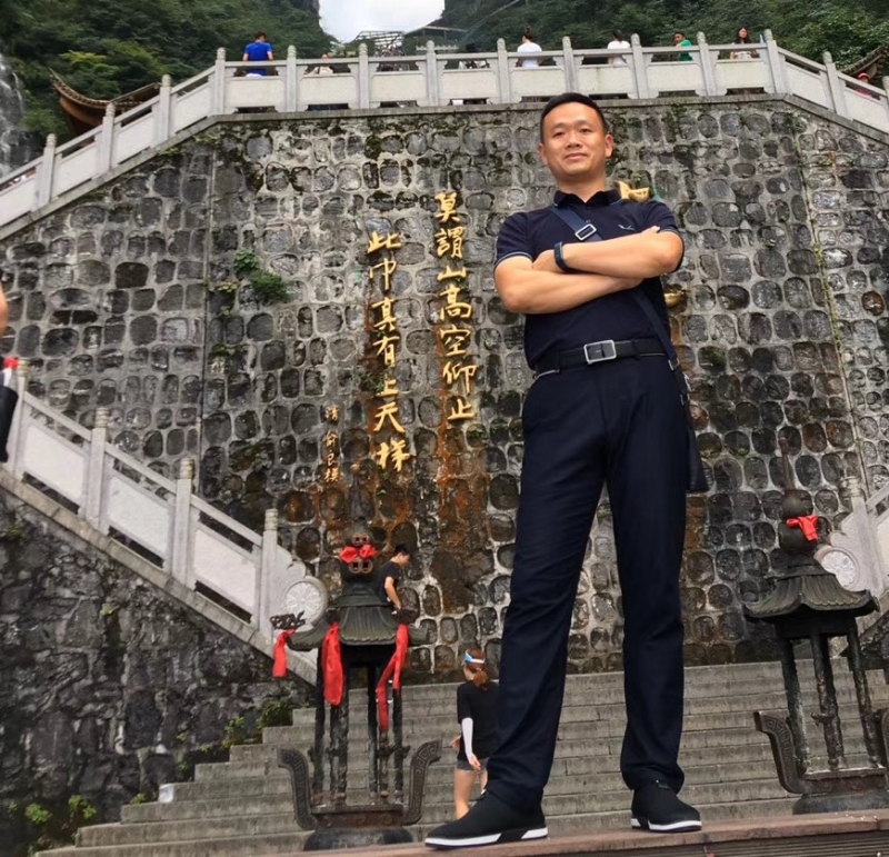 峰戈的第一张照片--太原相亲服务中心