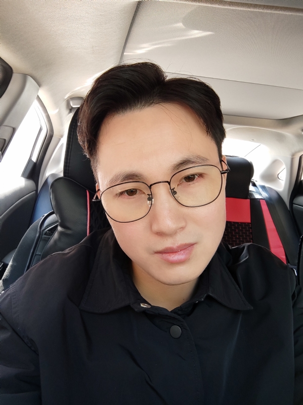 沉默先绅的第一张照片--太原相亲服务中心