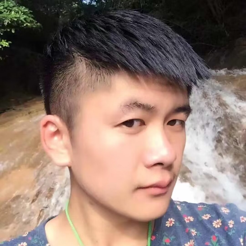 微笑的第一张照片--太原相亲服务中心