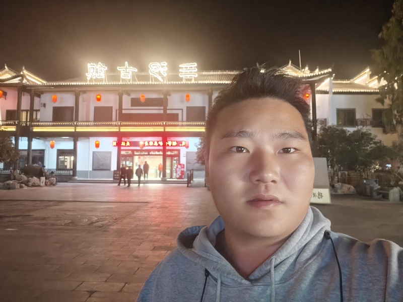 小鹿艾克的第一张照片--太原相亲服务中心