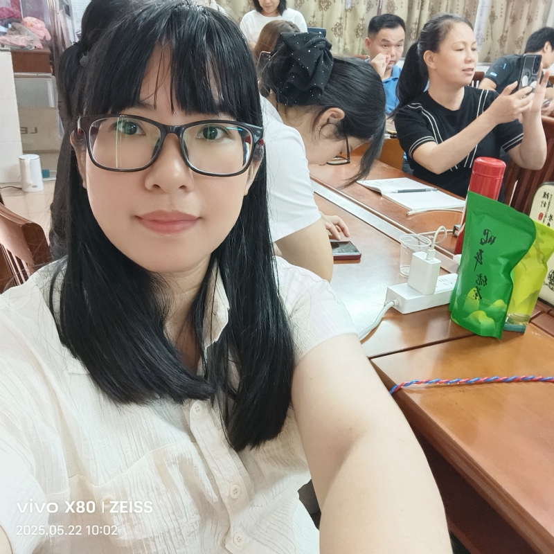 雯城慧敏的第一张照片--太原相亲服务中心