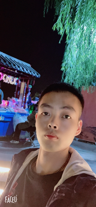 向阳而生的第一张照片--太原相亲服务中心