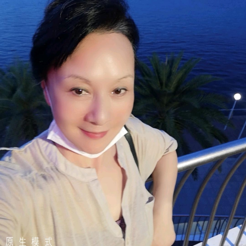 hong的第一张照片--太原相亲服务中心