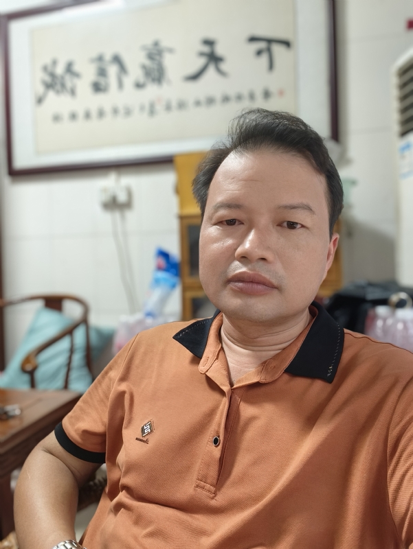 自强不息的第一张照片--太原相亲服务中心