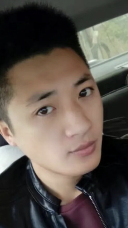 小汤米的第二张照片--太原相亲服务中心