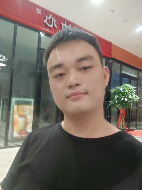 寻找另一半的第一张照片--太原相亲服务中心