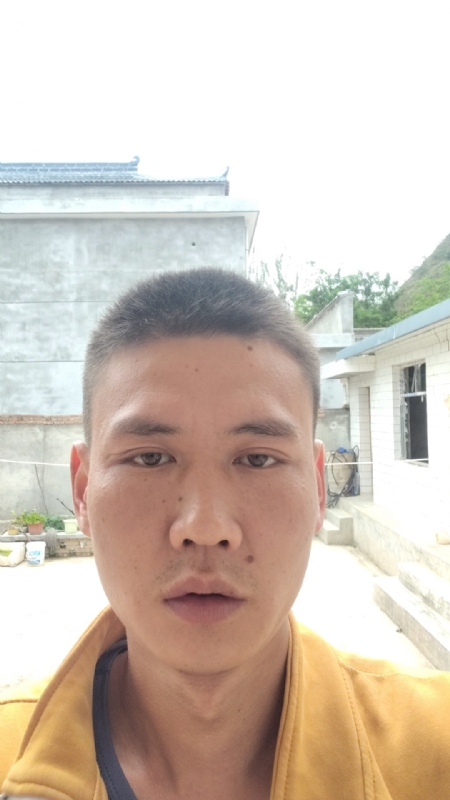 简单点的第一张照片--太原相亲服务中心