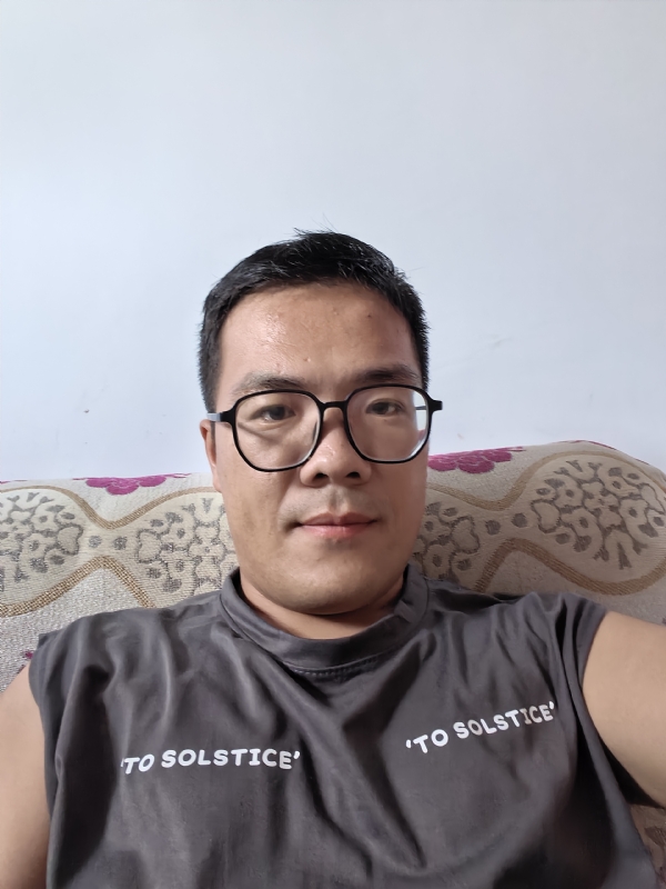 卫TF的第二张照片--太原相亲服务中心