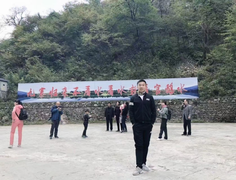 牵手的第一张照片--太原相亲服务中心