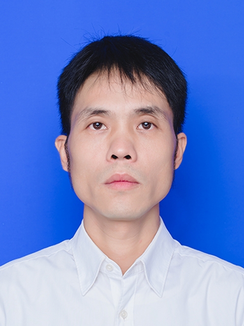 魅力中年的第一张照片--太原相亲服务中心