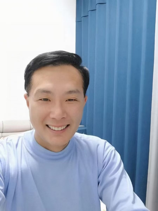枫叶的第三张照片--太原相亲服务中心