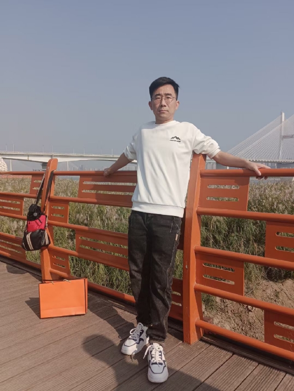 黑白的第一张照片--太原相亲服务中心