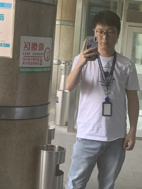 潜伏的第一张照片--太原相亲服务中心