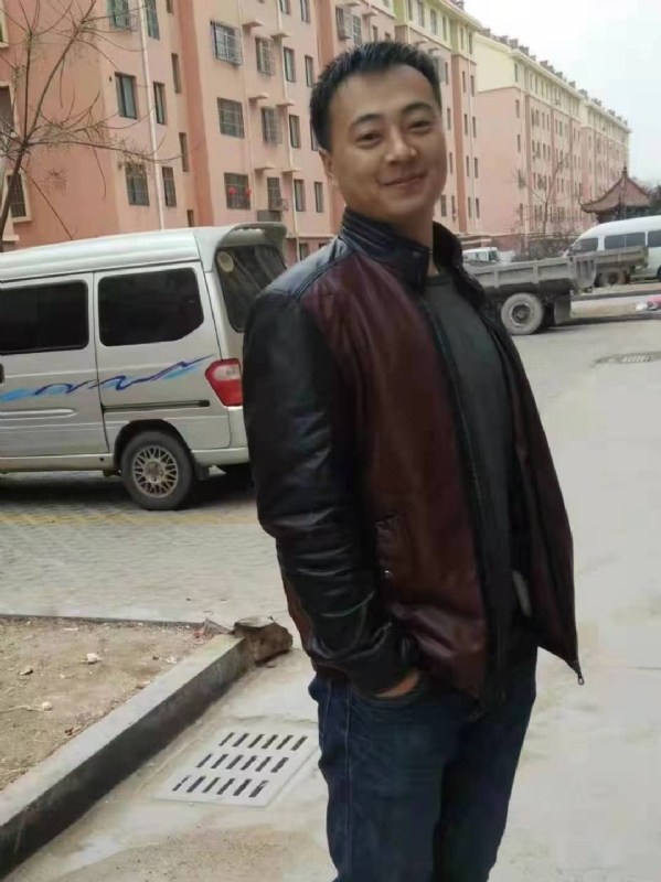 云淡风轻的第一张照片--太原相亲服务中心