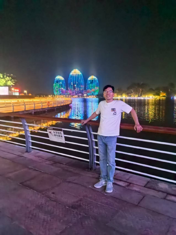 千年老妖的第一张照片--太原相亲服务中心