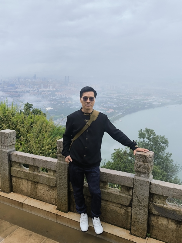 千年老妖的第二张照片--太原相亲服务中心