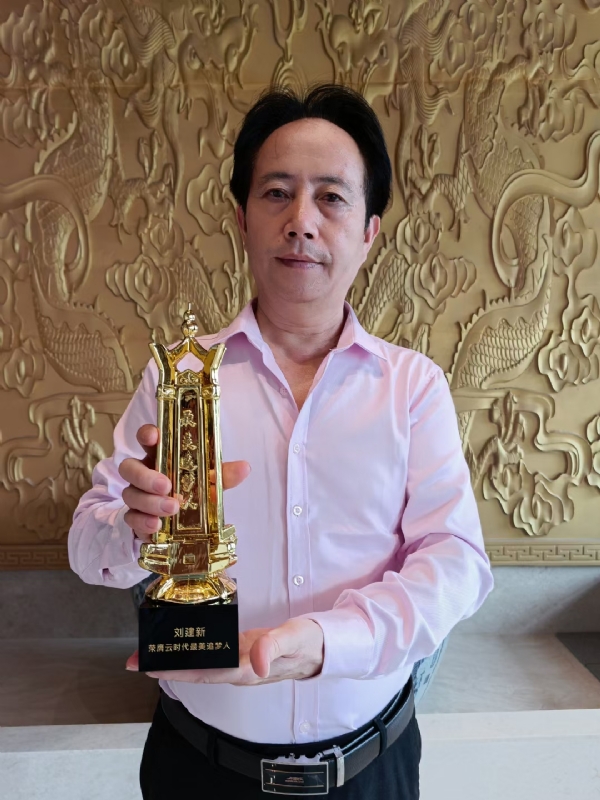 青春有你的第二张照片--太原相亲服务中心