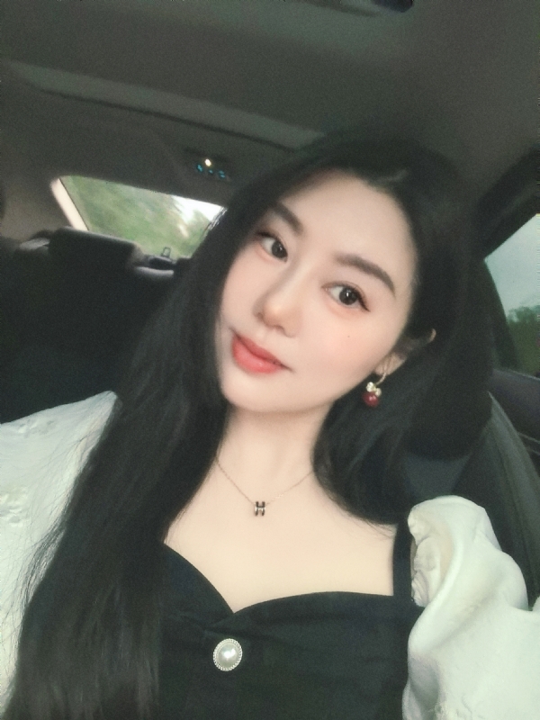 潇潇暮雨的第一张照片--太原相亲服务中心