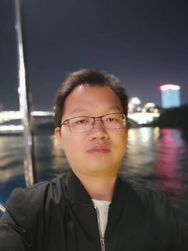 祝你平安的第一张照片--太原相亲服务中心