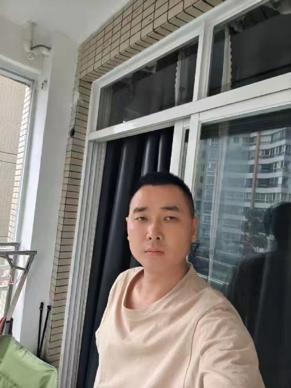 休息的风的第五张照片--太原相亲服务中心
