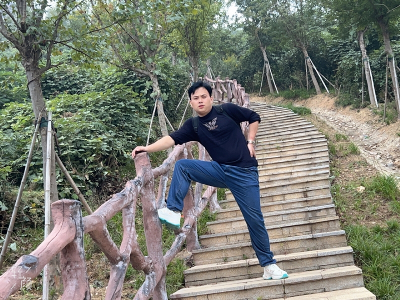 择一人白头偕老的第一张照片--太原相亲服务中心