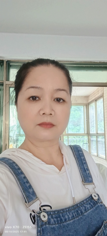 小巧玲珑的第一张照片--太原相亲服务中心