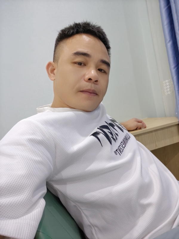 下一站的我的第二张照片--太原相亲服务中心