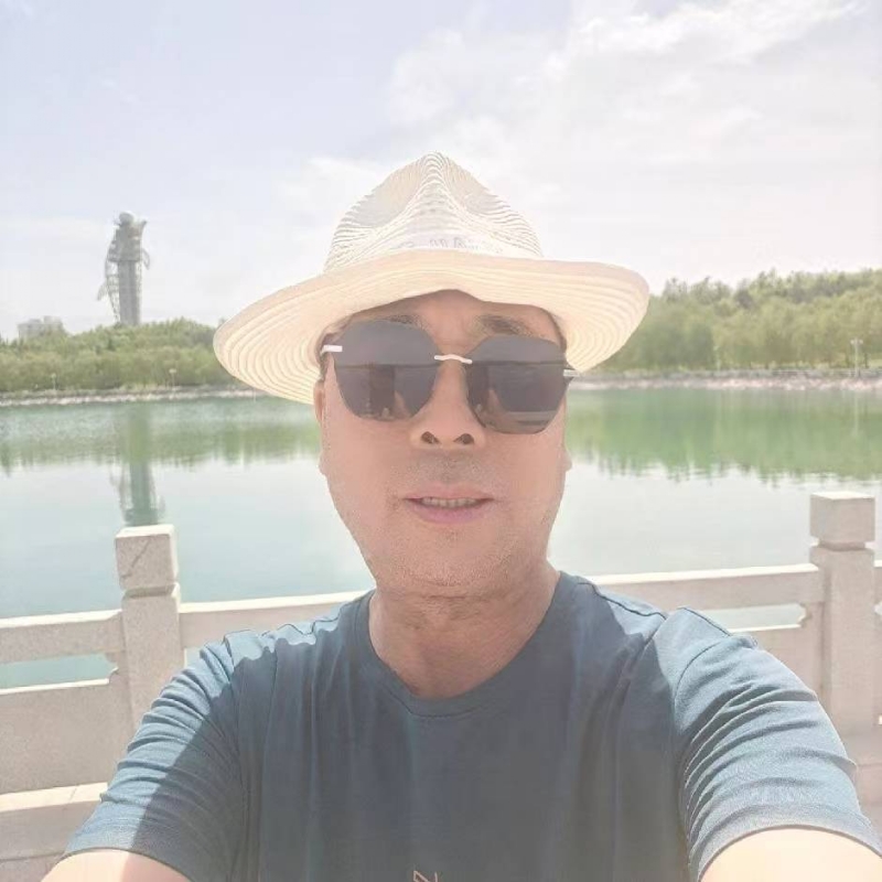 有钱人的第一张照片--太原相亲服务中心