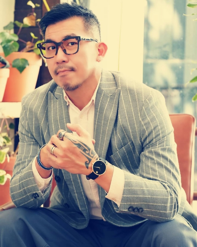 晚风渡半舟的第一张照片--太原相亲服务中心