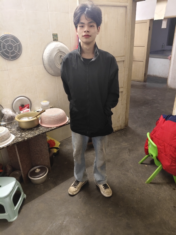 铭泽的第一张照片--太原相亲服务中心