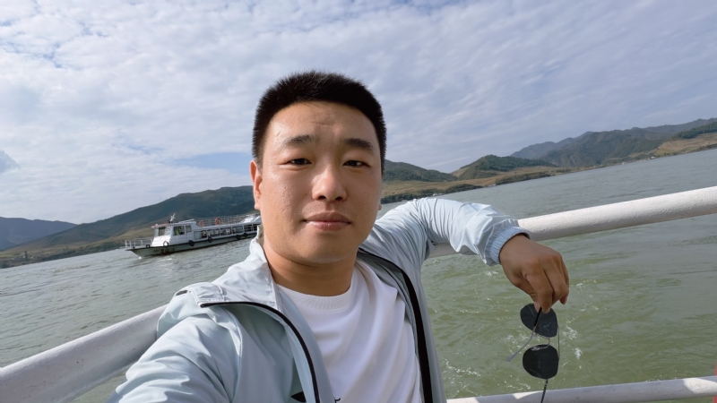 烟花易笑的第四张照片--太原相亲服务中心