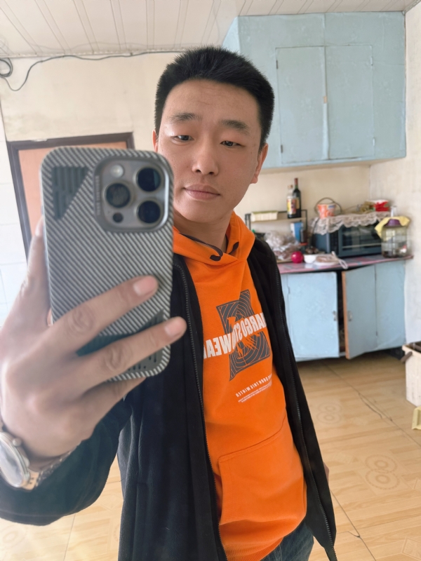 烟花易笑的第五张照片--太原相亲服务中心