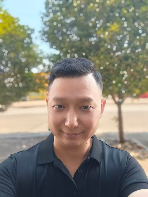 巷子里的猫的第一张照片--太原相亲服务中心