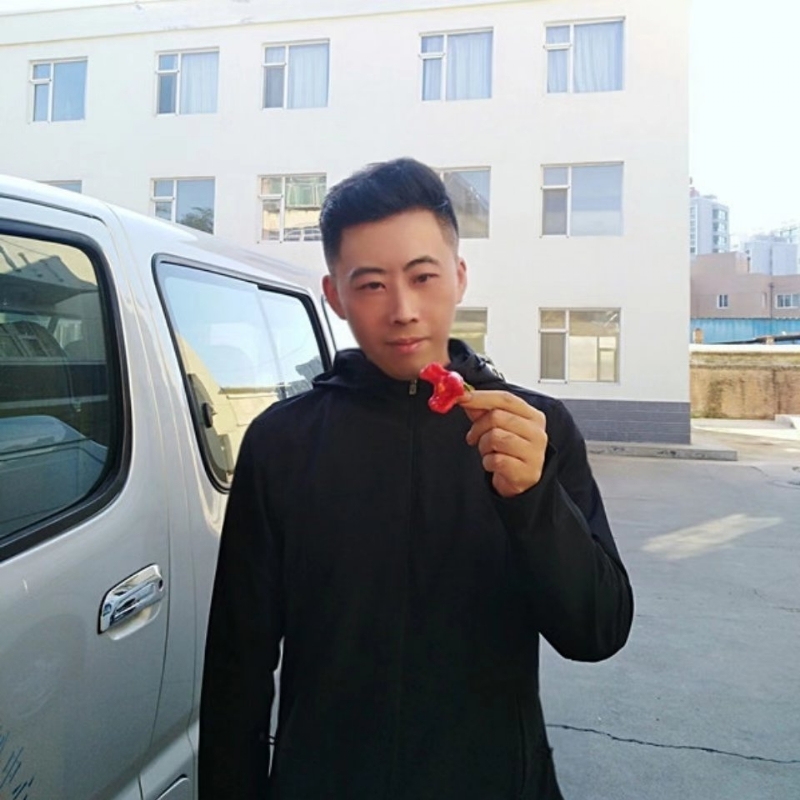 李信的第一张照片--太原相亲服务中心