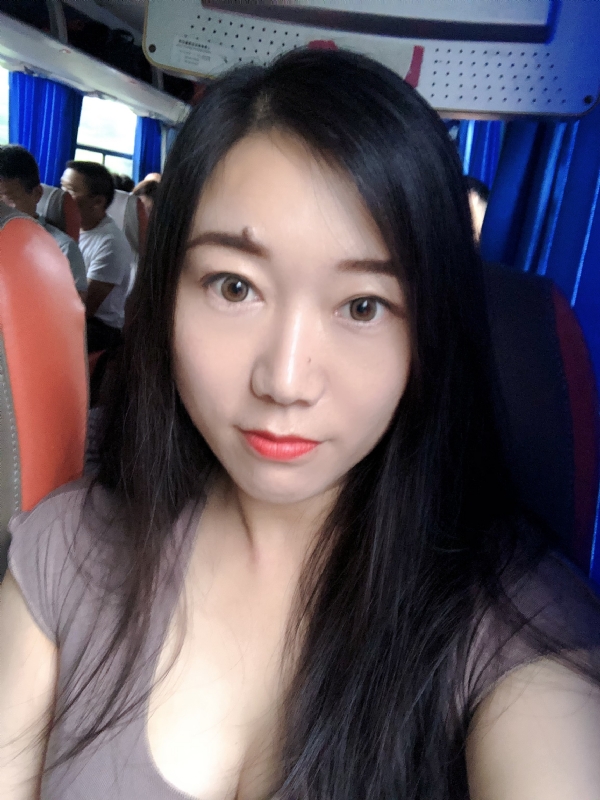 杨杨的第一张照片--太原相亲服务中心