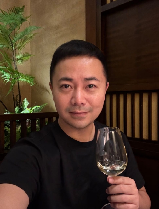 幸福的第二张照片--太原相亲服务中心